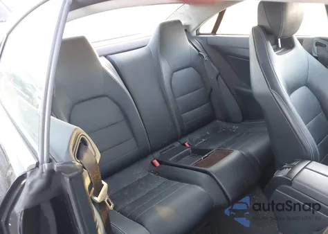 2013 Mercedes-Benz E 350 z USA, uszkodzony, nr VIN WDDKJ5KB9DF195090